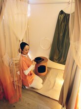 夢みるよもぎ蒸し えん蒸すび 岩渕 ちか子