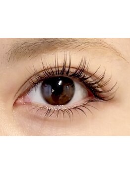 ボリュームのある目元にしたい