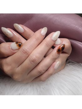 グリッター(Glitter)/10・11月ネイル