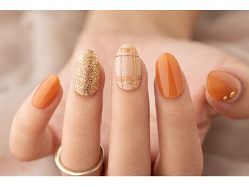 エムスラッシュ フィール 東戸塚店(M.SLASH)/大人秋ネイル