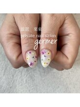 ジェルメ(germer)/人気のドライフラワーネイル！