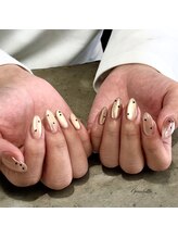 グランチュール(Grantulle)/ハートホロネイル