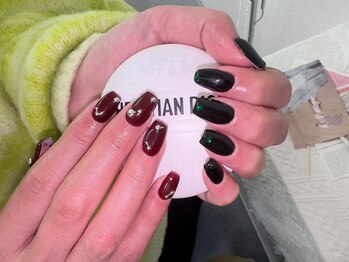 グロー ネイル(Glow Nail)/