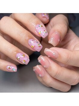 ナナネイルズ(nananails)/100分以内持込みアート¥8500