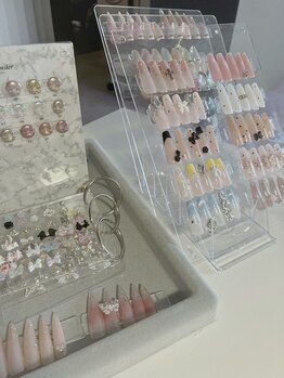 ネイルリアーナ(Nail Rianna)の写真/豊富なパーツと定額デザインで理想の指先へ