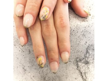 チアロ(Chiaro)/ミモザネイル