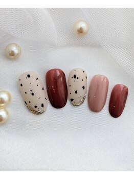 ウル(ulu)/ダルメシアンネイル