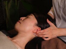 ゆっとろん 草加店/ドライヘッドマッサージ【肩腰】