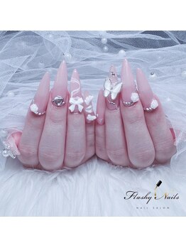 フラッシーネイルズ(Flashy Nails)/yui担当長さ出し韓国ネイル♪