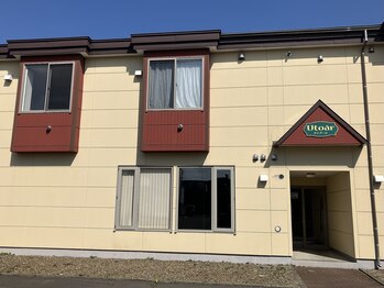 アンリール 苫小牧店(ANRIRE)/ウトアール１階の裏側が当店です