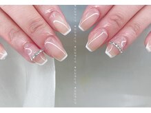ココナッツネイル/フレンチネイル