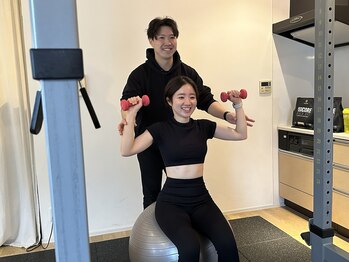 ブレック 名古屋高岳店(BREC)/名古屋パーソナルジム/栄/肩こり