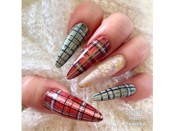 ダブルムーンビューティフル(DOUBLEmoonBeautiful)