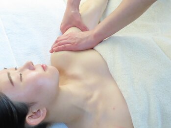フルールクレール 駒込店/二の腕スリミングマッサージ