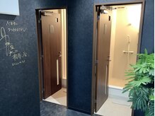 高地トレーニングドープ/シャワールーム、更衣室完備