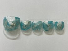 ティーネイル/フットうるツヤニュアンスネイル