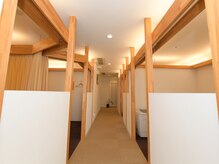 陽(haru)/広い店内/奥が個室になります♪