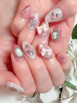 スウィートアロマネイル 恵比寿(Sweet Aroma NaiL)の写真/歴20年以上INA1級&SHINYGEL認定講師がパ-ソナルネイルカラ-診断!貴方だけのオリジナルネイルが誕生します☆