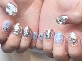 キラキラ韓国風ネイル