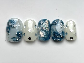 ジェミーネイル イケブクロ(Jemiy nail ikebukuro)/フラワーネイビー￥8000
