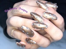 アン ジョーヌドラゴ/【ロングネイル】ゴールドネイル