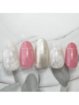 ラウレアルーム(Laule'a room)/大人上品ネイル☆