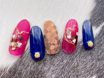 ターラ(Tara)/カジュアルバレンタインネイル