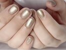 シンプルゴールドネイル