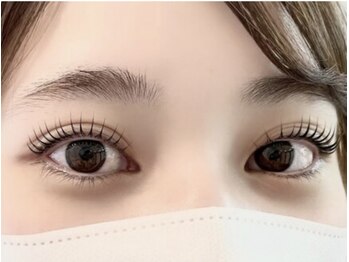 リリビューティー 千歳店(LiLi beauty)の写真/【LEDエクステで朝のメイク時短に◎】付け心地抜群でしっかり持続するフラットラッシュを使用!