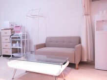 サロン ウイ(salon u'i)/～内観～