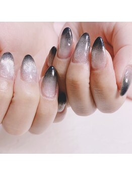 ユリネイル(YuRii Nail)/