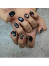 サロンドティス 学芸大学(salon de tis)/モノクロネイルデザイン