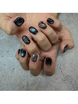 サロンドティス 学芸大学(salon de tis)/モノクロネイルデザイン