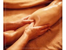 脚のむくみやだる重さをサクッと解決【脚集中３０分￥３９００】