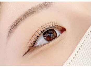 アミュゼ バイ グランジュテ(amuser by grand jete)の写真/ナチュラル派の方に◎自まつ毛を最大限に活かした施術で、自まつ毛が伸びたような上品な仕上がりに大満足★