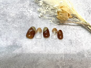 ネイル バズ(NAIL BUZZ)/初回ソフトジェルオフ込11000円