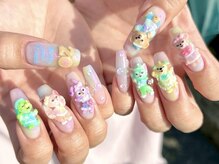 マカリナ イミ ネイル(MAKARINA Imi Nail)