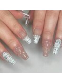 ホログラム シスター(HOLOGRAM SISTER)の写真/【美フォルム◎】華やかネイルで周りと差がつく指先に★繊細な長さ出しもワンランク上の仕上がり＆モチも◎