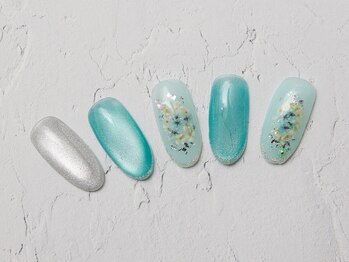 アトリエ エース(ACE)/ブルーマグネットとお花