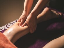 ここりら【もみほぐし/オイルマッサージ/リンパ/足つぼ/ヘッドスパ】 /