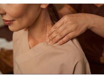 ルルシャイン 新宿(LuluShine)の写真/首,肩こりをいつも抱えている方へ！凄腕ベテラン揃い♪ツボを捉えてしっかりほぐすLuluへ駆け込んで♪
