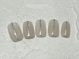 シルバーラインネイル ¥6500