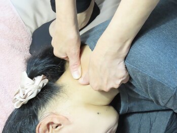サロンドサンテソレイユ(salon de sante Soleil)の写真/【タイ古式マッサージ60分¥5000】《お手頃価格×高技術》慢性疲れをスッキリ解消◎心と体のデトックス♪