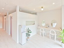 アイリーン(Eyeleen)の雰囲気（商材の種類◎豊富なケア商品、ご自宅でも簡単ケア）