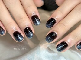 ブラック×シルバーラメネイル
