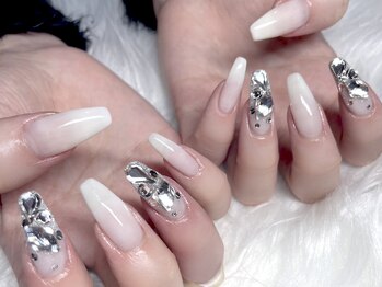 ネイルマジック 仙台一番町店(NAIL MAJIC)/ストーングラデネイル☆