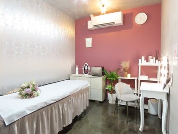 グレイス(GRACE)の写真/完全プライベートサロンで、周りの目を気にせず施術が受けられる♪お顔/VIO脱毛もご用意しています◎