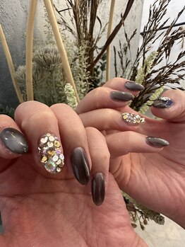 プルメリアドット(Plumeria.)/埋め尽くしアートネイル