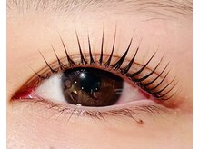 なりたいまつげに合わせたまつげパーマのデザインを提案します