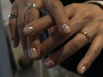 シーセブンビューティ(ccccccc b.)/white × silver